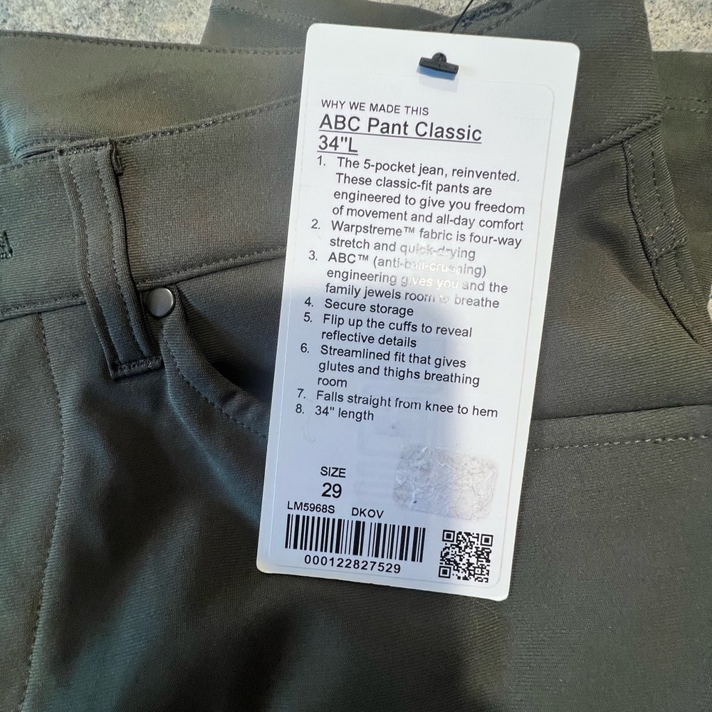 lululemon athletica Green Chinos with Tags